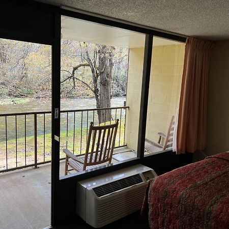 Newfound Lodge On The River Cherokee Exterior foto